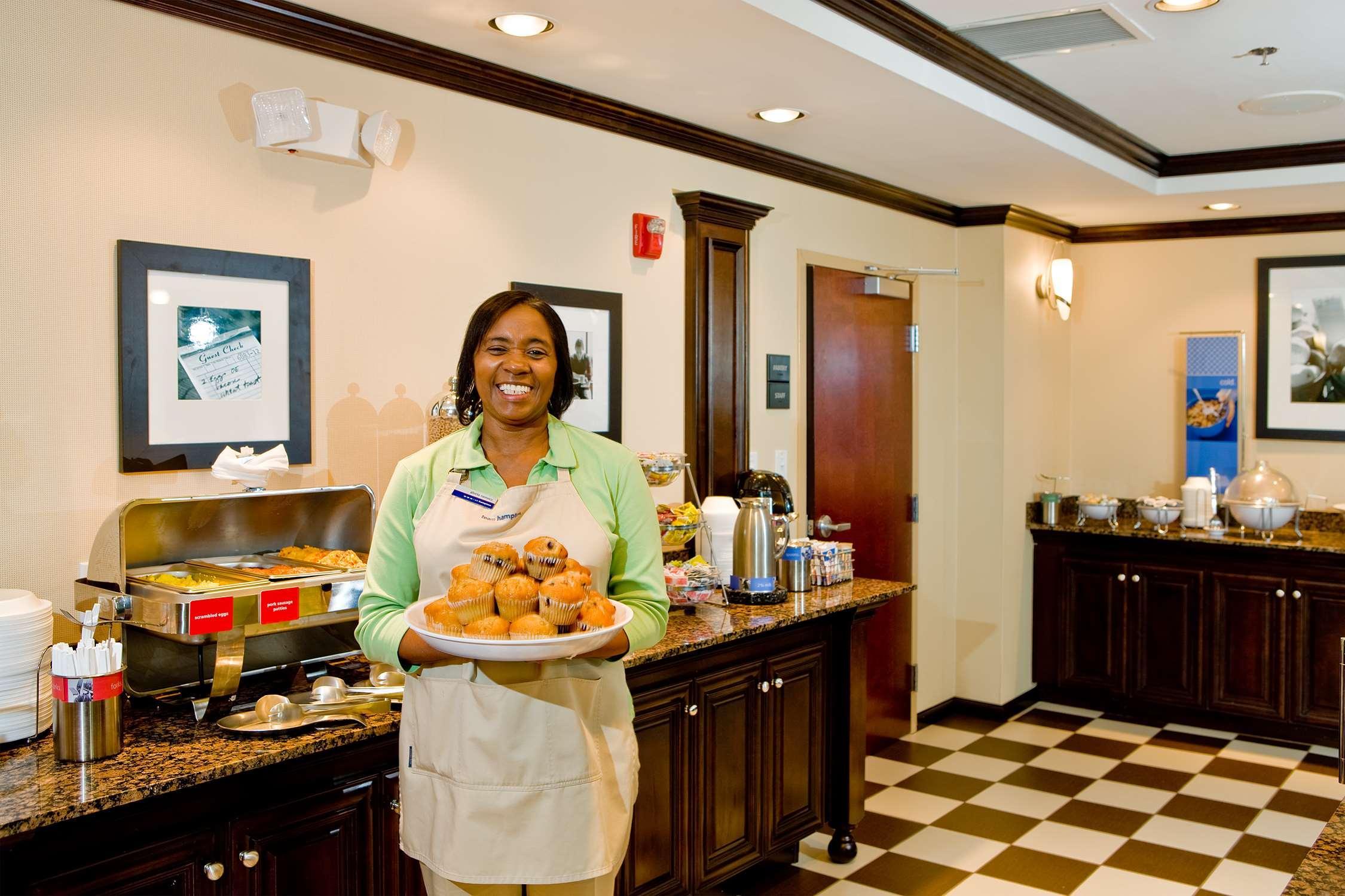 Hampton Inn & Suites Phenix City- Columbus Area Restaurant bilde