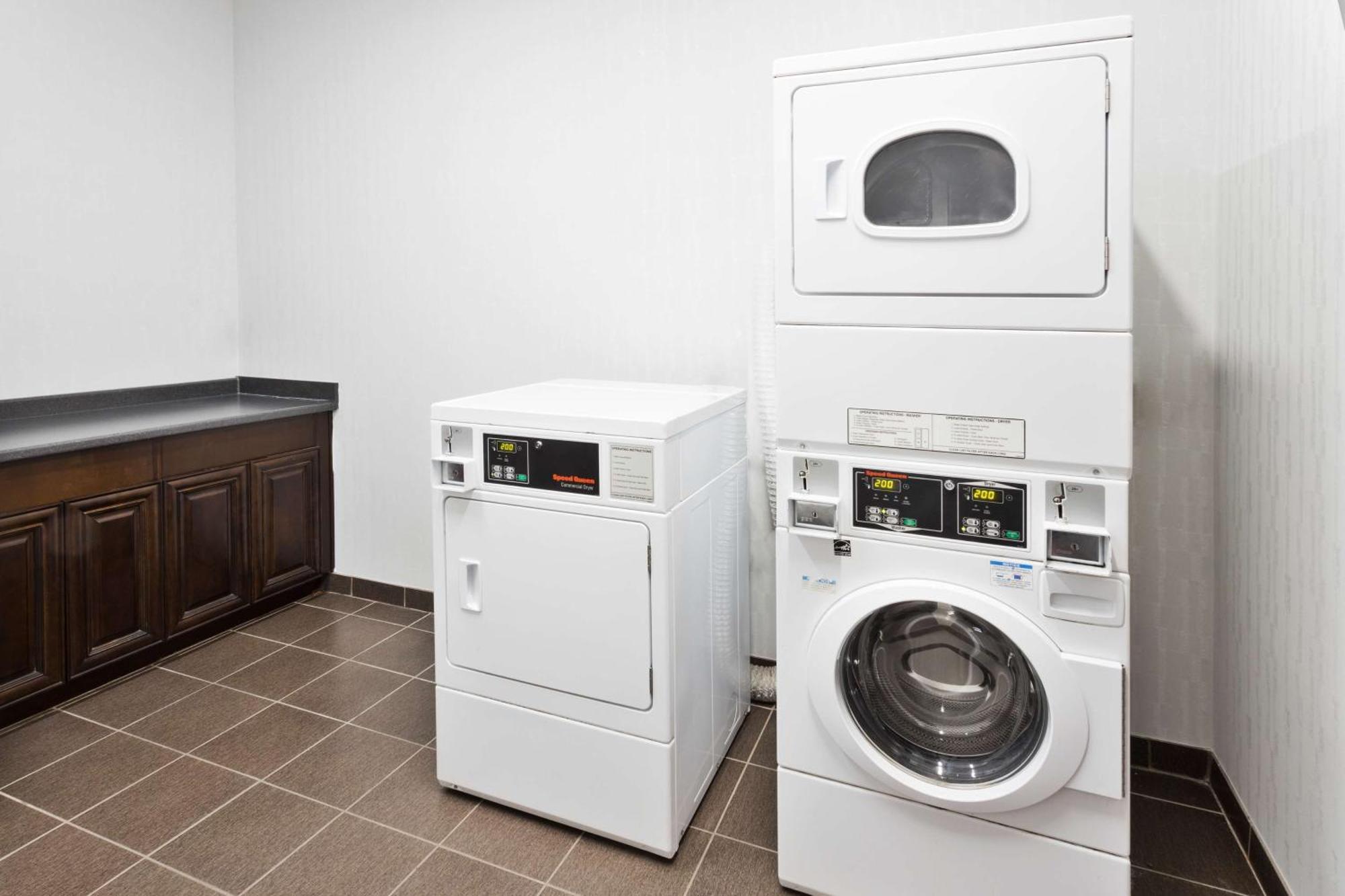 Hampton Inn & Suites Phenix City- Columbus Area Eksteriør bilde